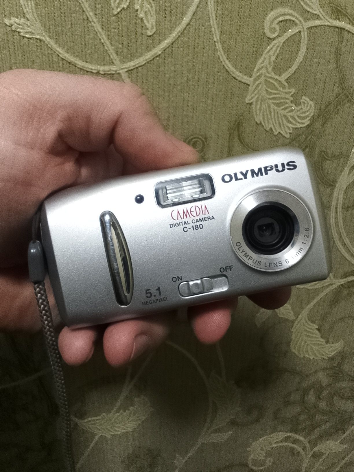 Продам  фотоапарат Olympus