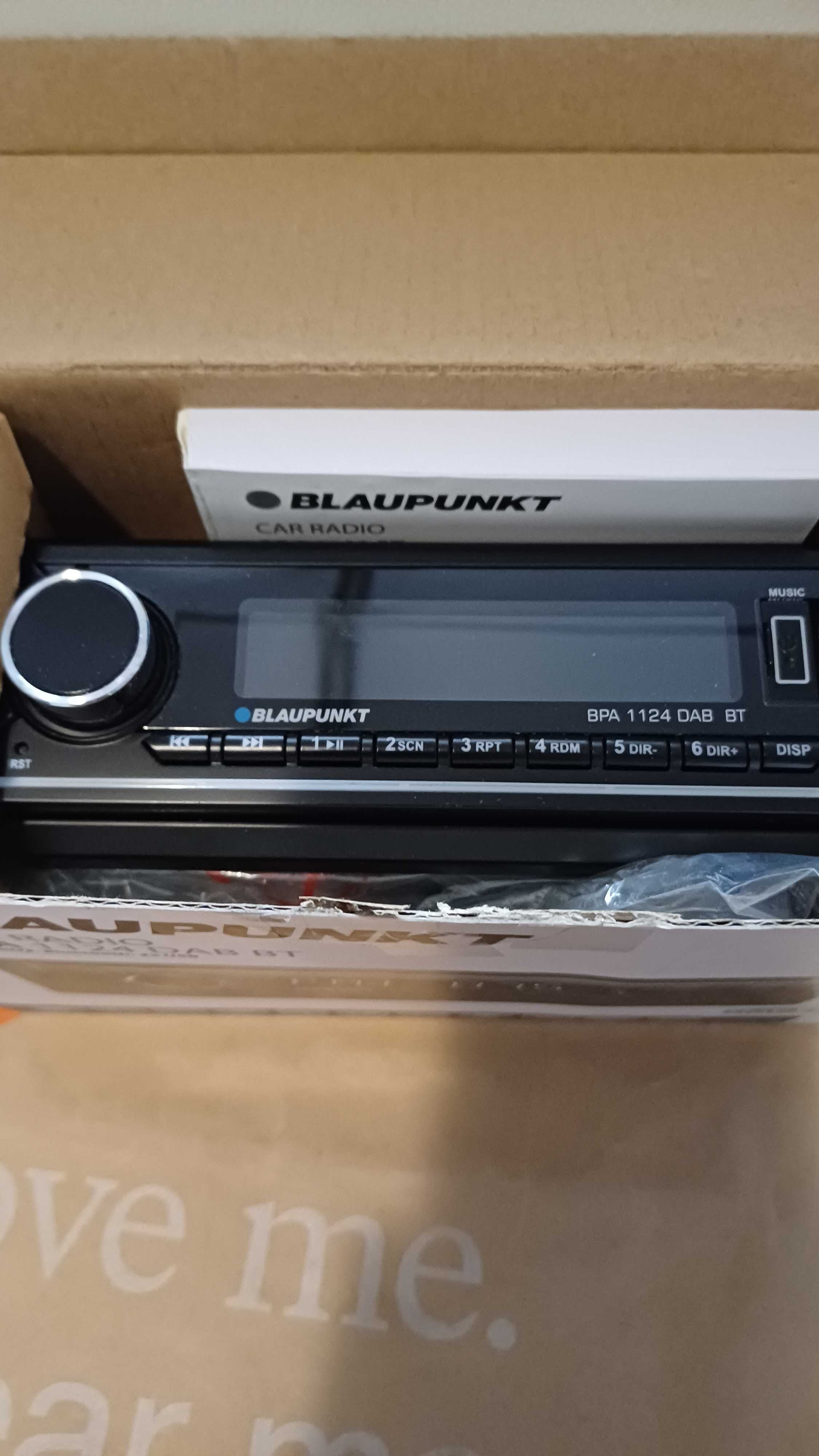 Blaupunkt BPA1124DAB BT DAB Radio samochodowe AUX USB Bluetooth .