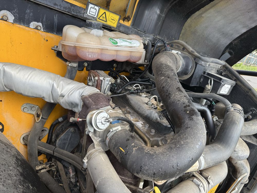 JCB 535-125 2016рік 3300годин