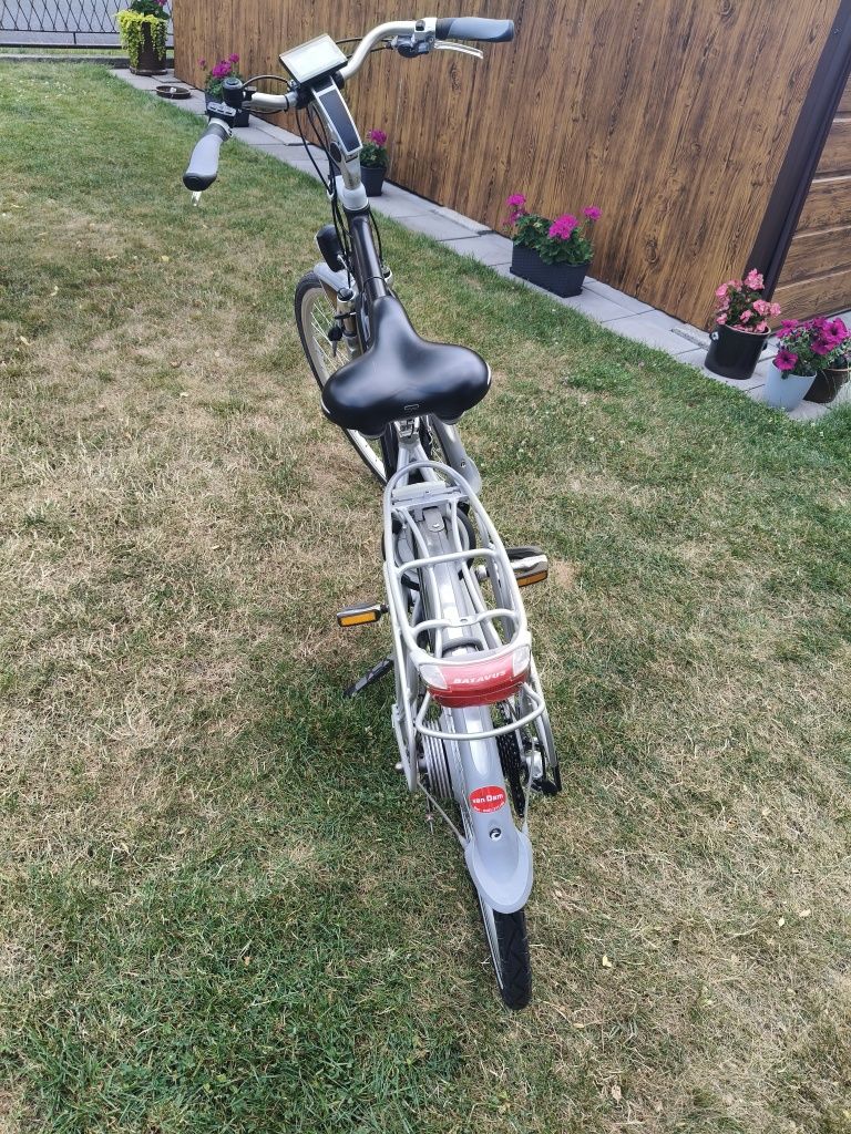 Rower elektryczny batavus.Rama 54 koła 28