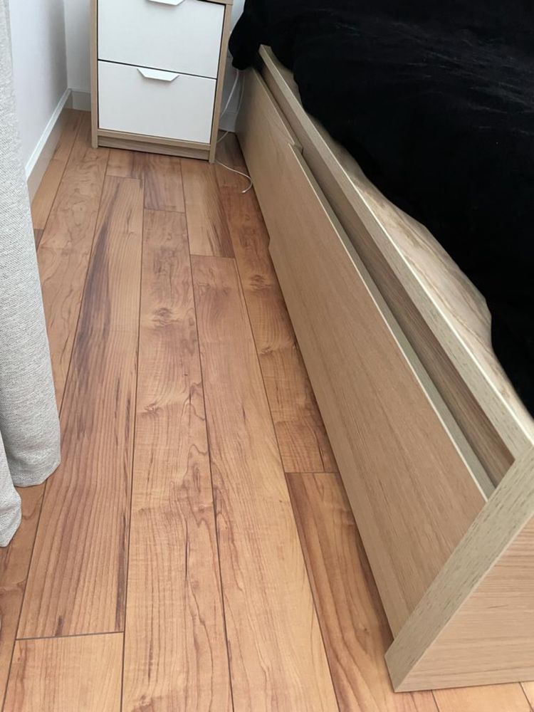 Cama Malm 160x200 com 4 gavetões e colchão