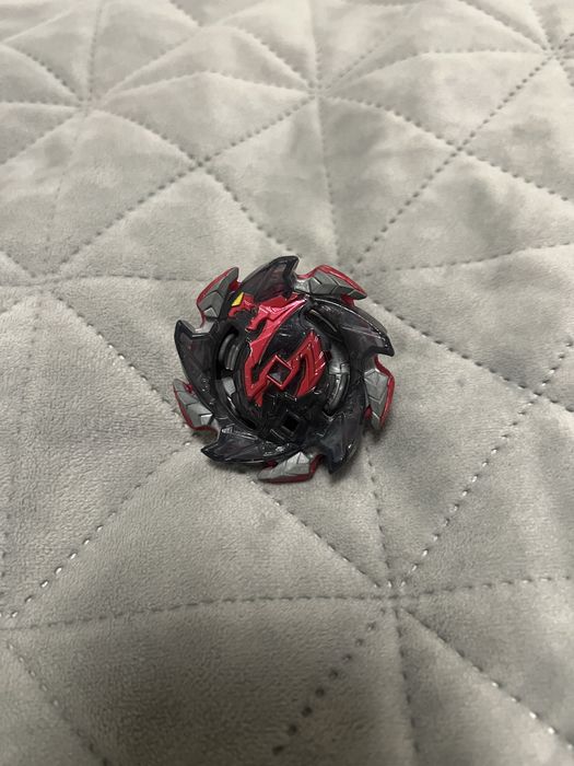 Бейблейд Takara Tomy оригінал Salamandra