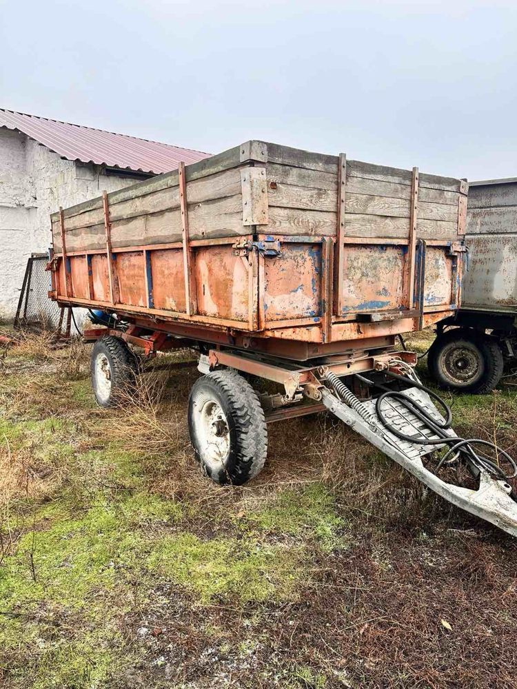Причеп тракторний 2 ПТС-4, з загрузчиком сівалок, на кругу, 1990 р.в.