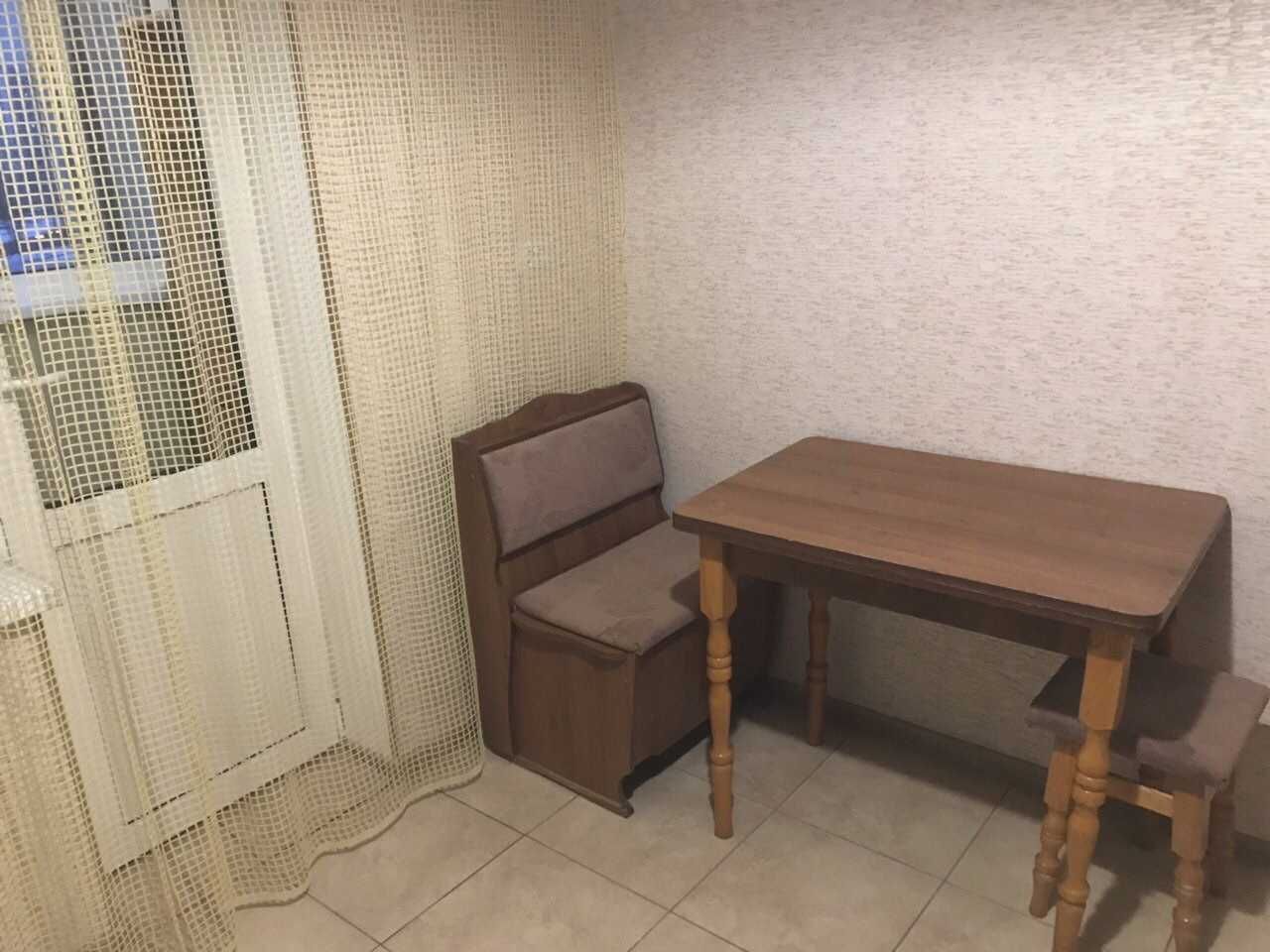 Сдам 1-комн. квартиру на Оболони, ул. Приозёрная,4-А.