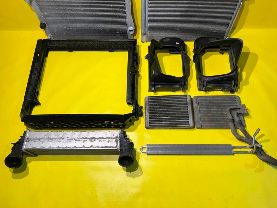 Радиатор BMW X5 E70 основной кондиционера БМВ Х5 Е70 интеркуллера АКПП