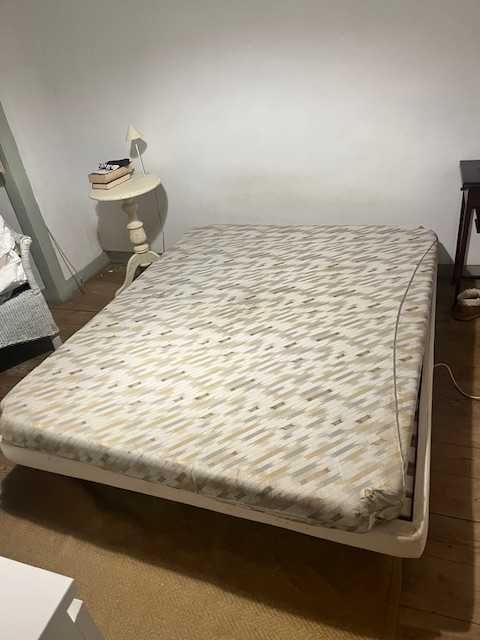 Cama de Casal URGENTE