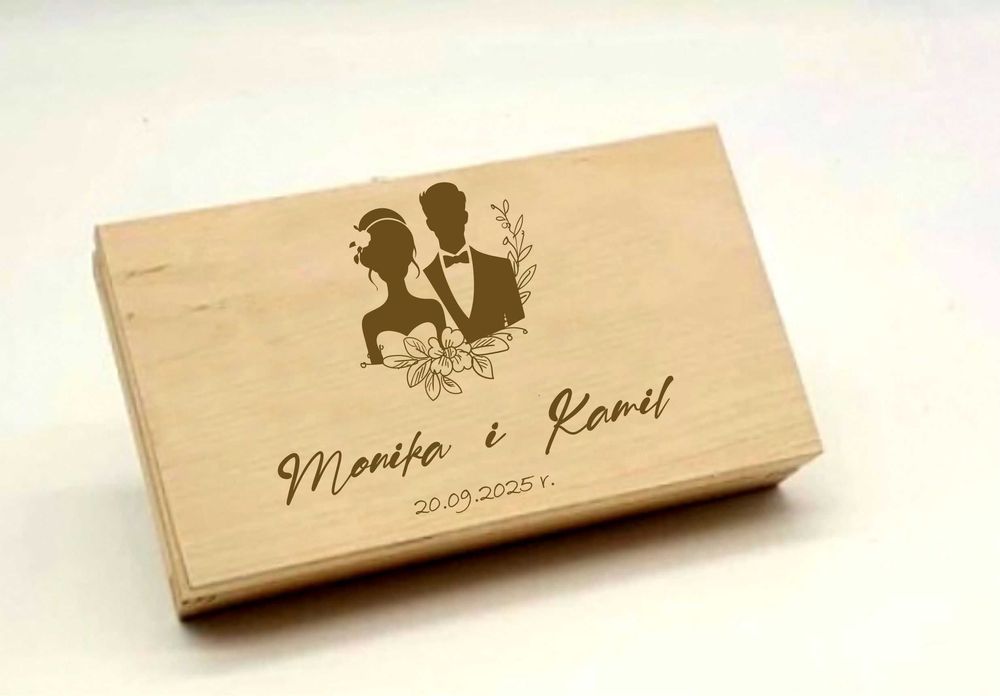 Pudełko na pieniądze z grawerem na ślub