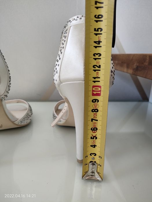 Buty ślubne, sandały, szpilki Menbur 40