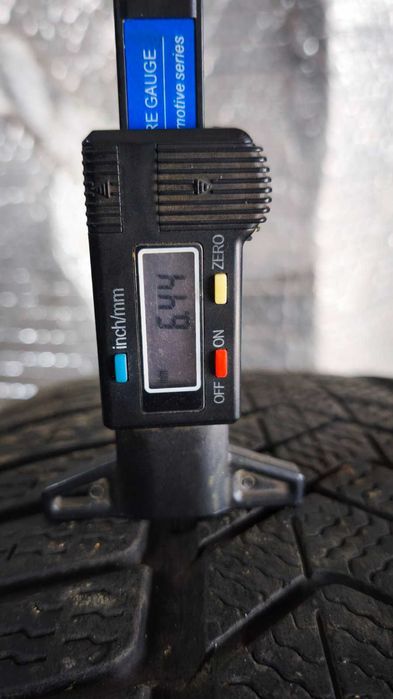 Шини Б/в 265.50.19 пара Pirelli