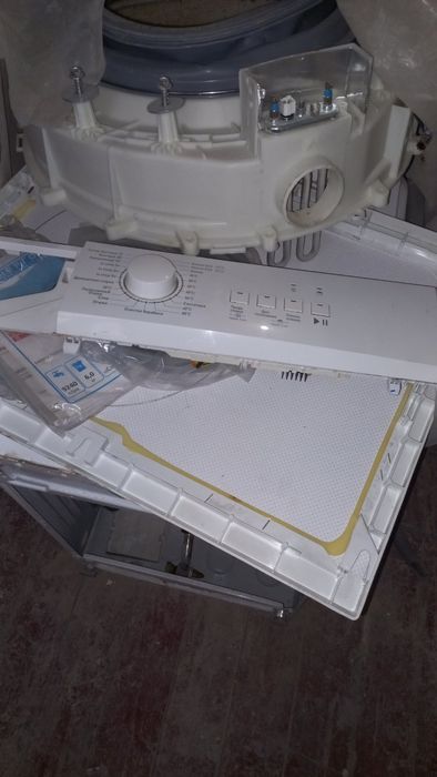 Продам запчасти на стиральную машину