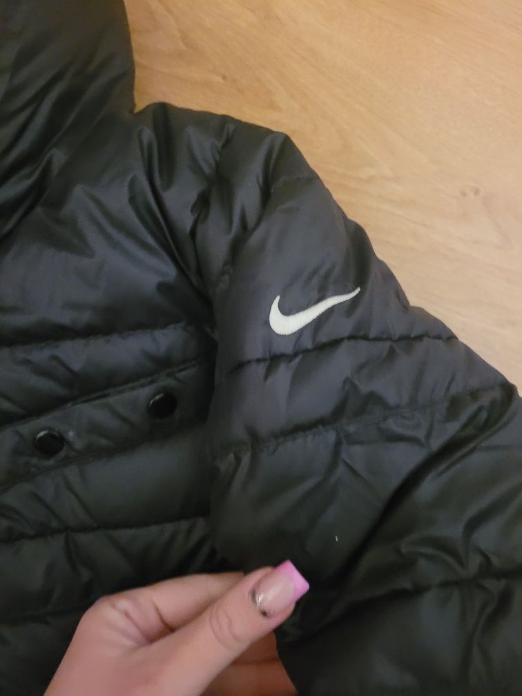 Kurtka puchowa Nike czarna  XS