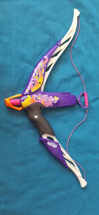 Łuk (wyrzutnia) Nerf Rebelle - polecam!