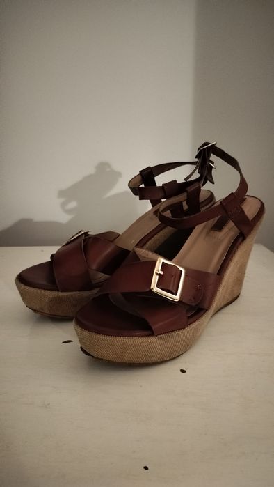 Sandálias castanhas Springfield (41)