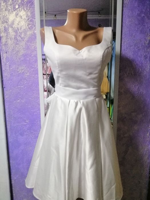 Сукня жіноча нарядна