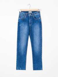 Nowe spodnie dżinsy jeansy straight fit prosta nogawka House XS 34