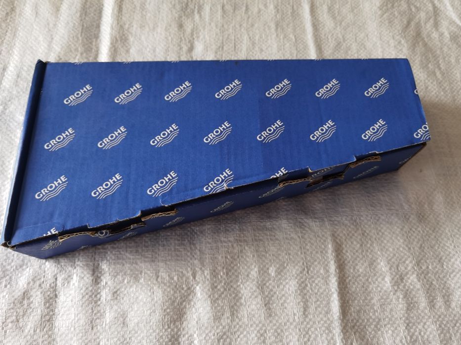 Смеситель Grohe Eurosmart Cosmopolitan  M-size +донный клапан 23926000