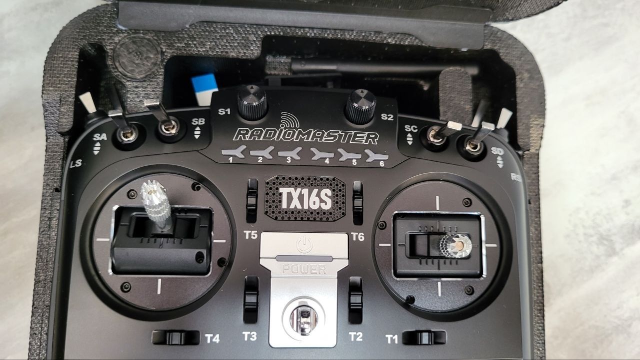 Нова RadioMaster TX16S MK2 Hall ELRS Пульт для FPV Long Range