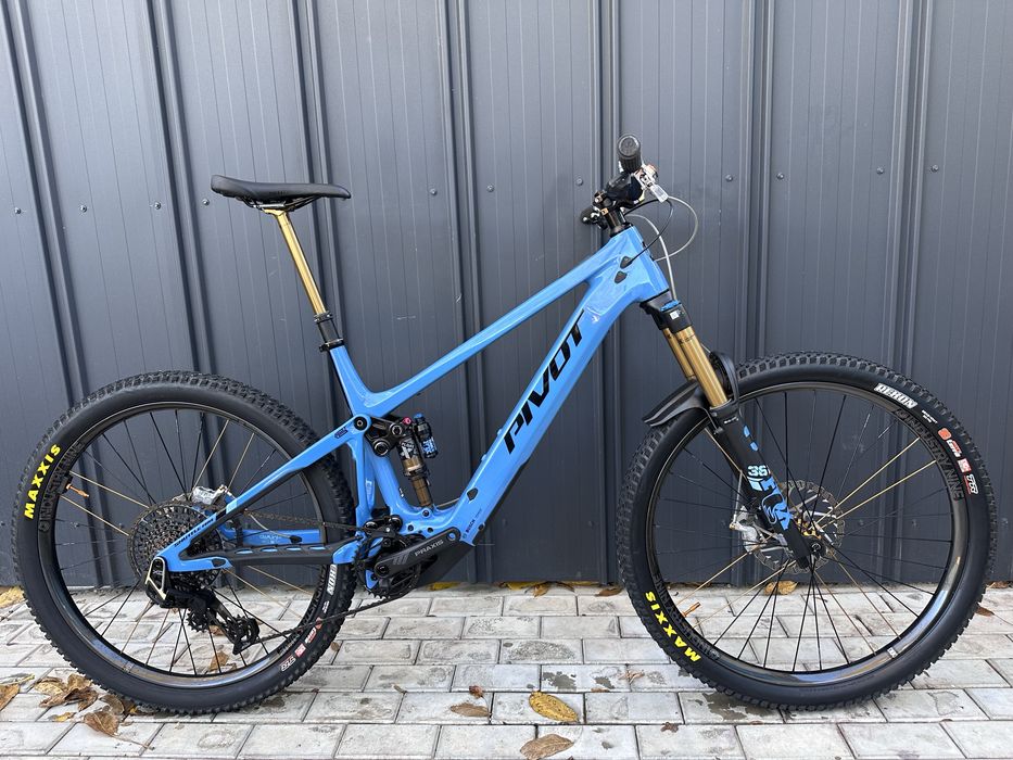 Топ! Преміальний електропідвіс Pivot Shuttle Am Pro X0 XL