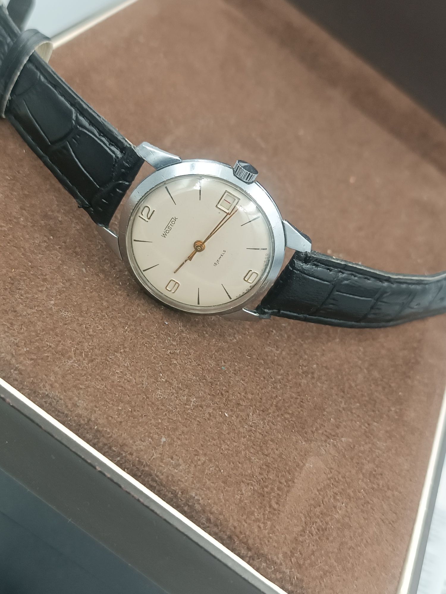 Zegarek wostok mechaniczny ciekawy