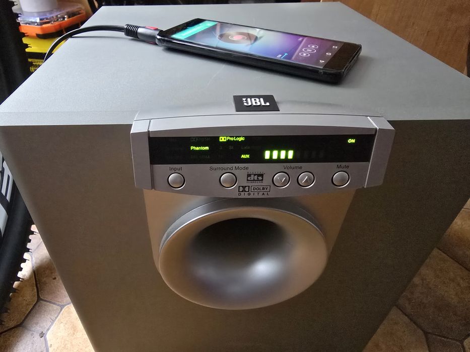 Subwoofer JBL  ESC-360