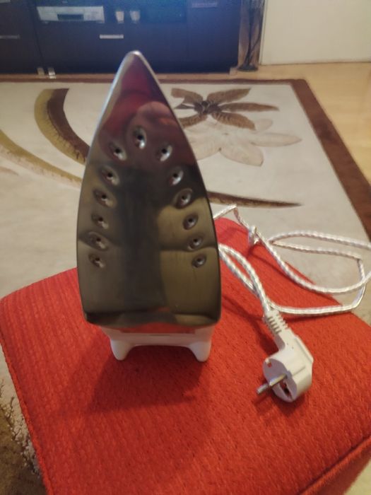 Sprzedam nowe żelazko