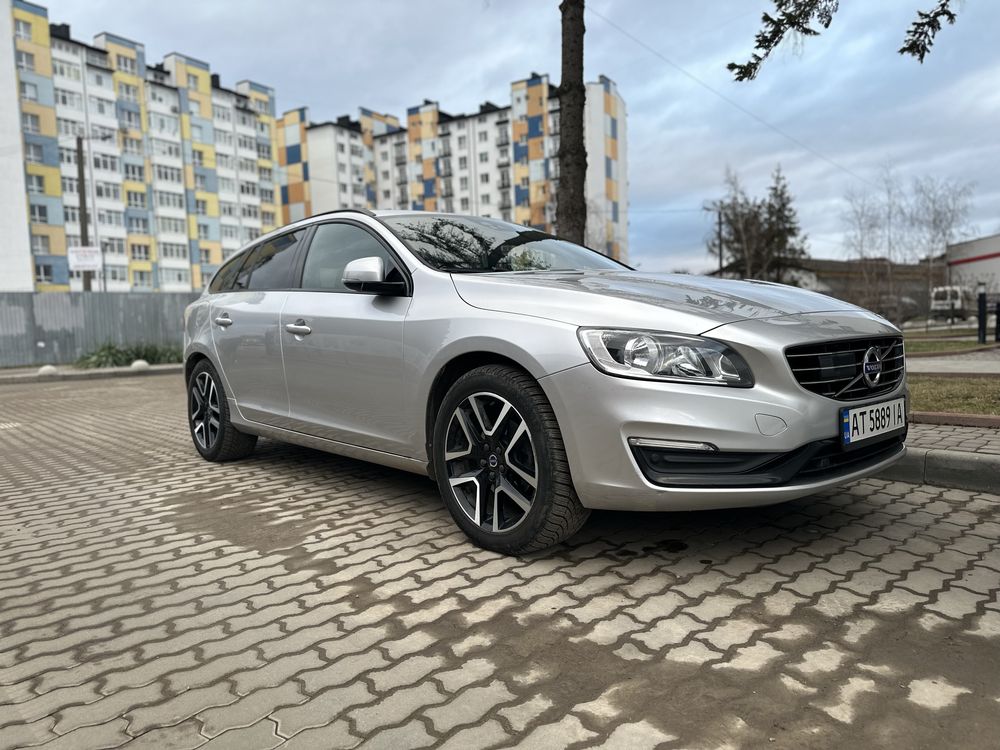 Продам Volvo v60 2017