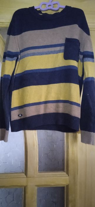 Світерок та кофти хлопчику на 7,8,9 років