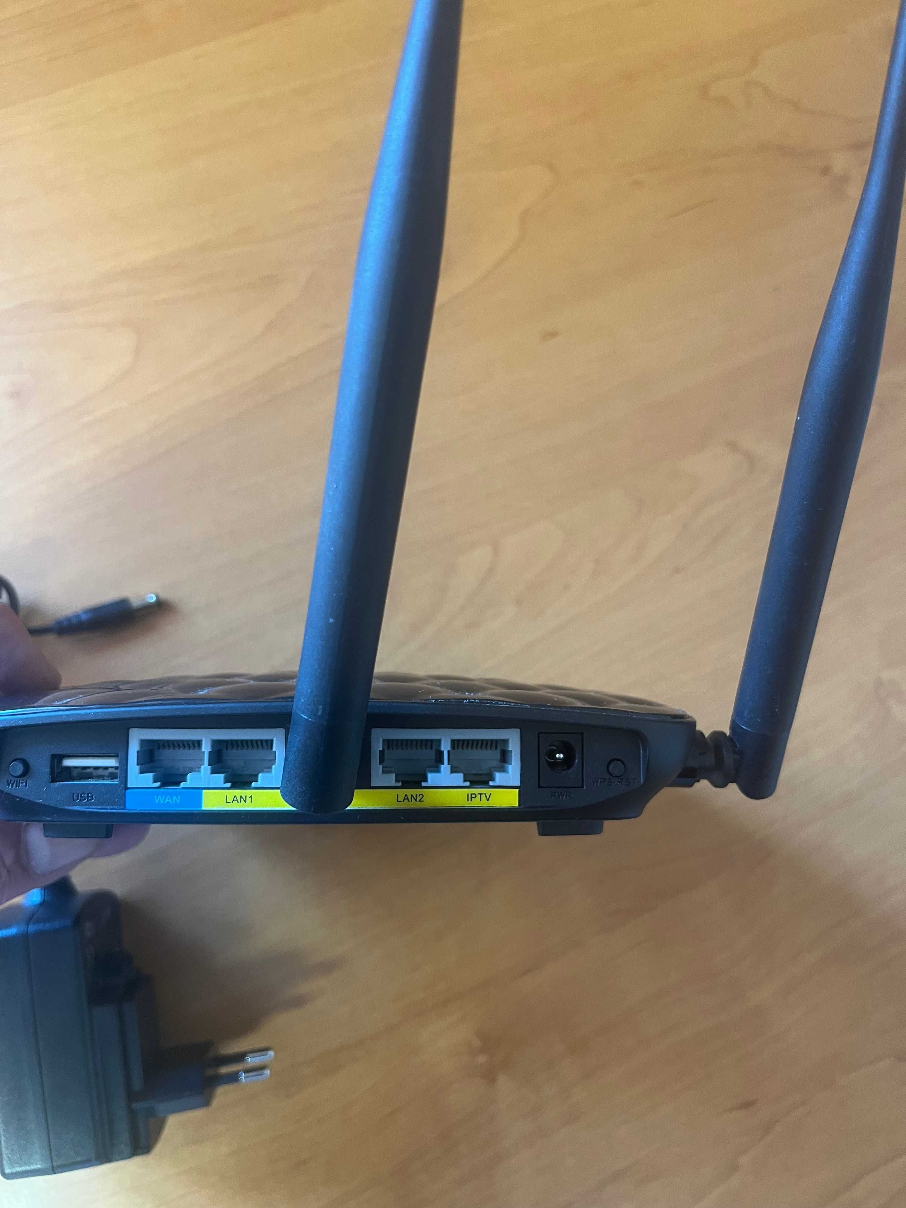 Router Pentagram Cerberus P6806