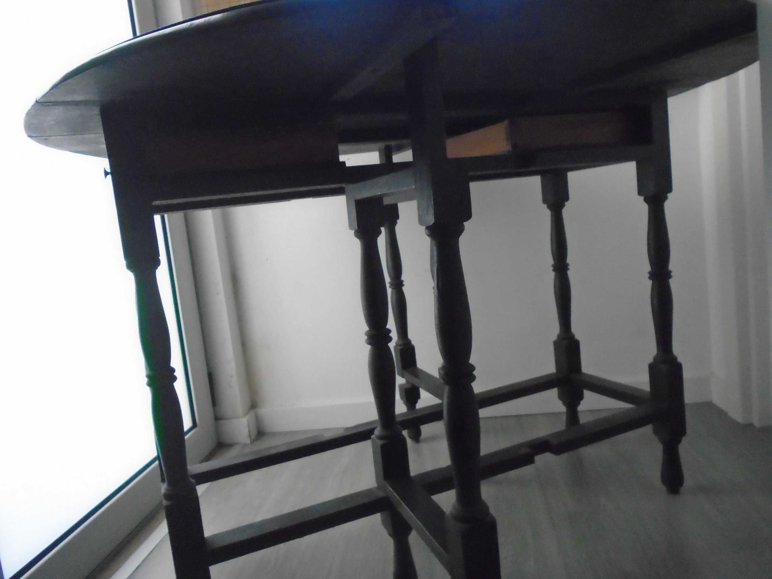 Mesa holandesa antiga