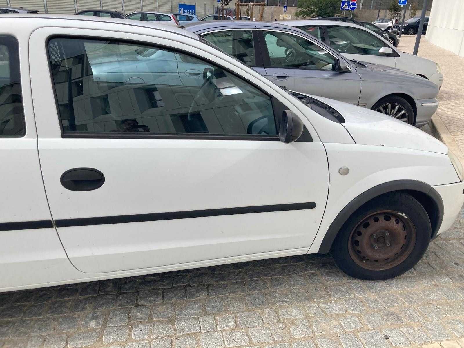 Opel Corsa comercial