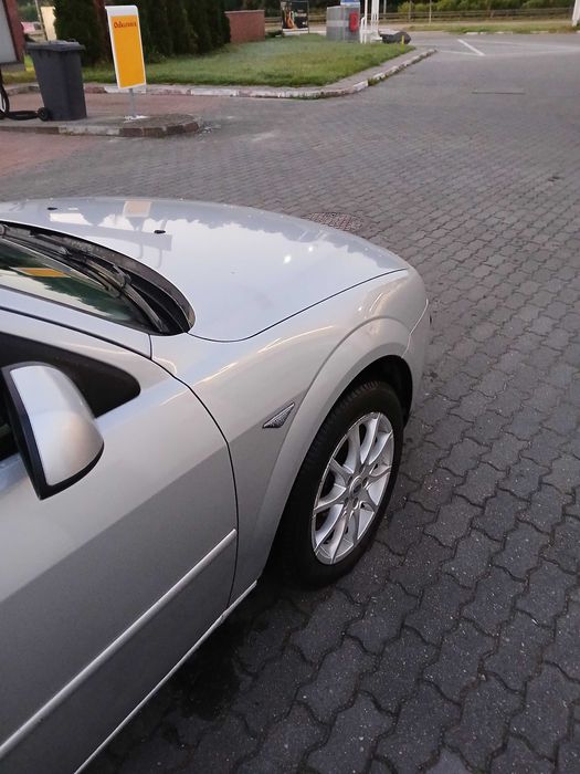 Ford mondeo sedan 1.8 benzyna