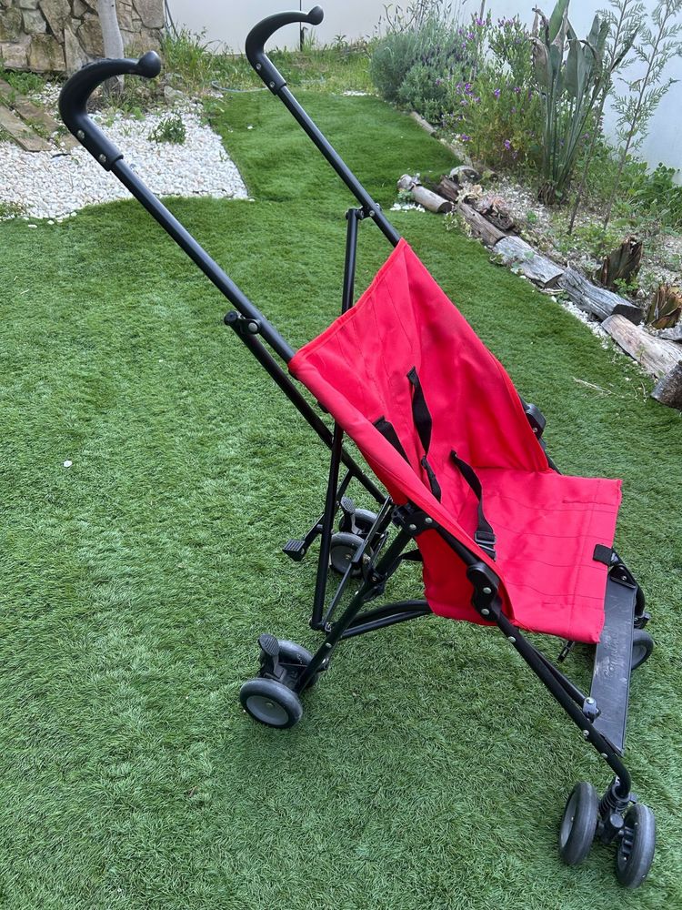 Carrinho de passeio em otimo estado
