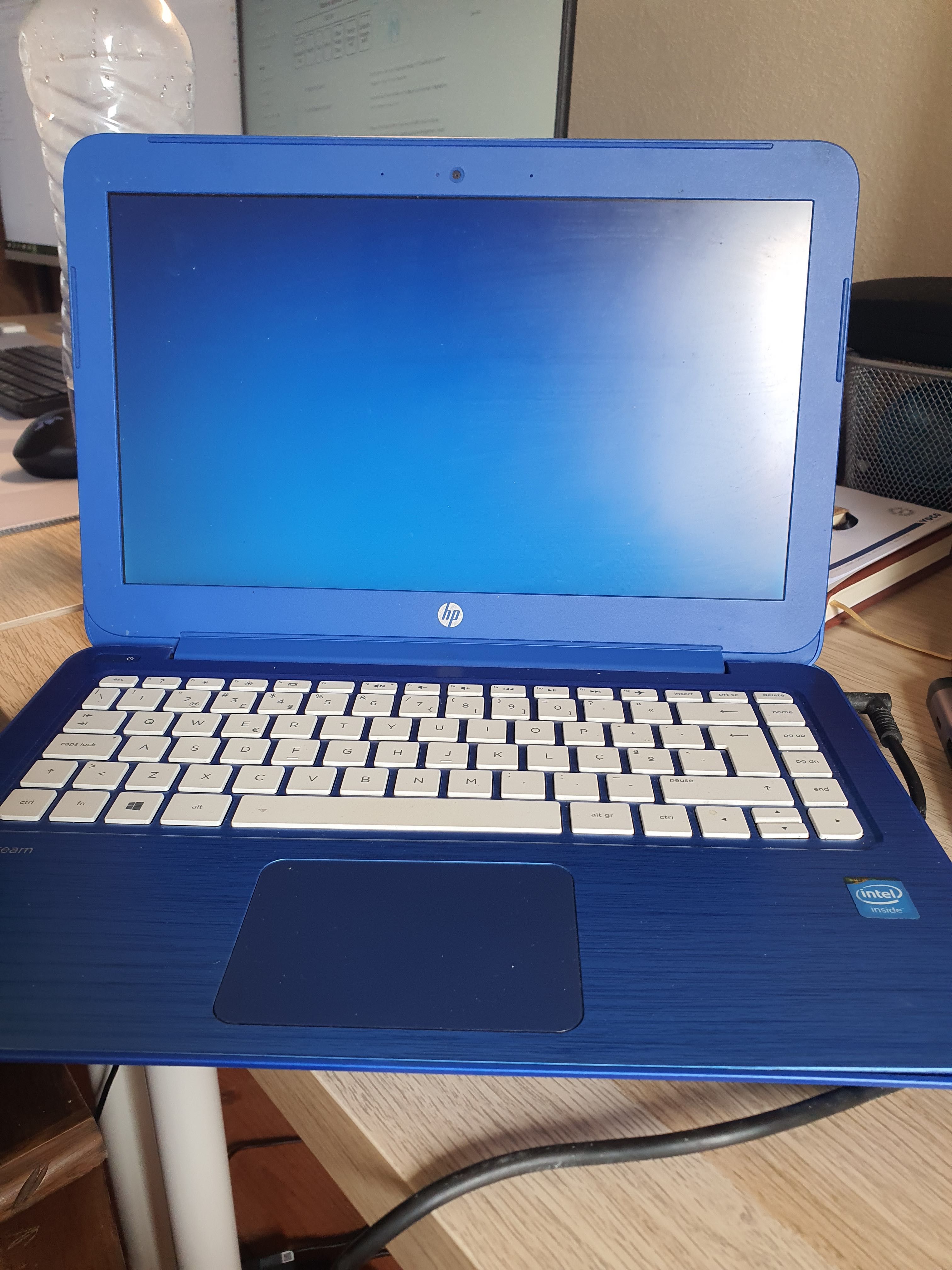 Portátil HP Stream 11 Azul (Laptop)