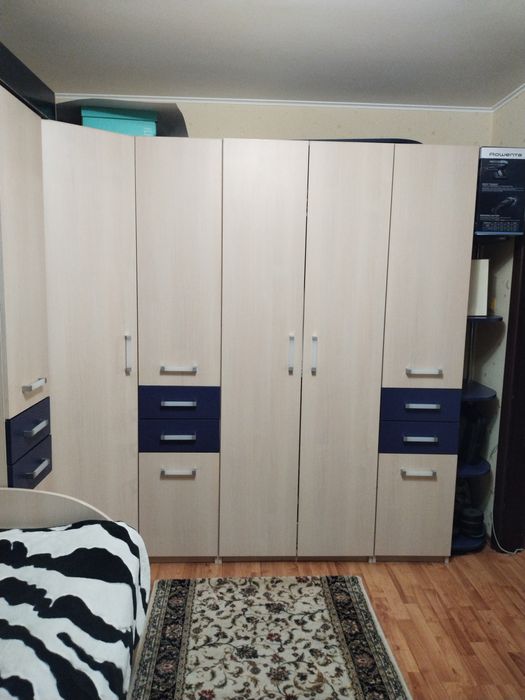 ТЕРМІНОВО! Меблі в дитячу кімнату. Стінка.