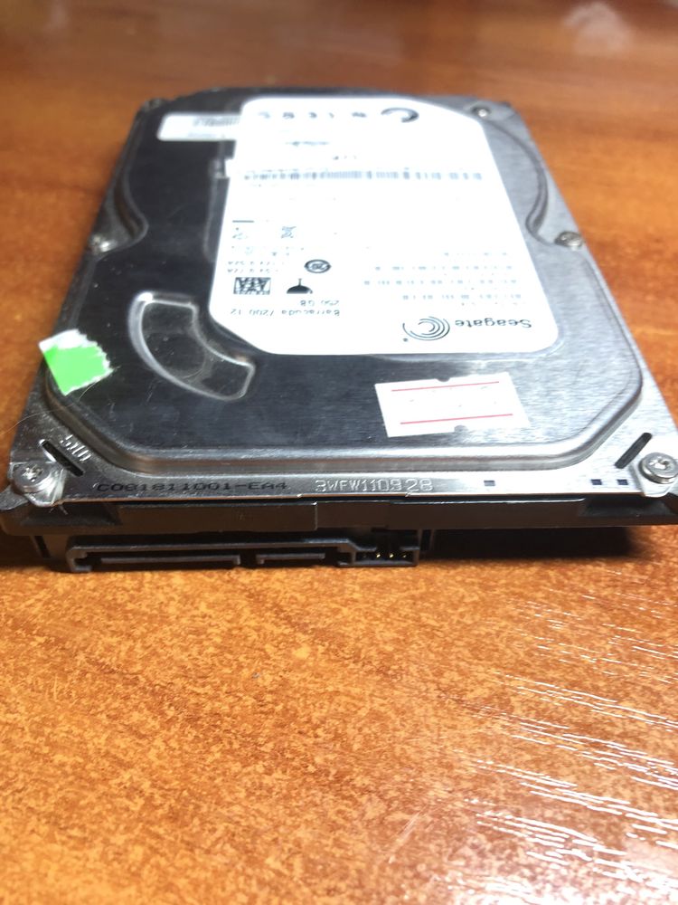 Накопичувач HDD 250 гб