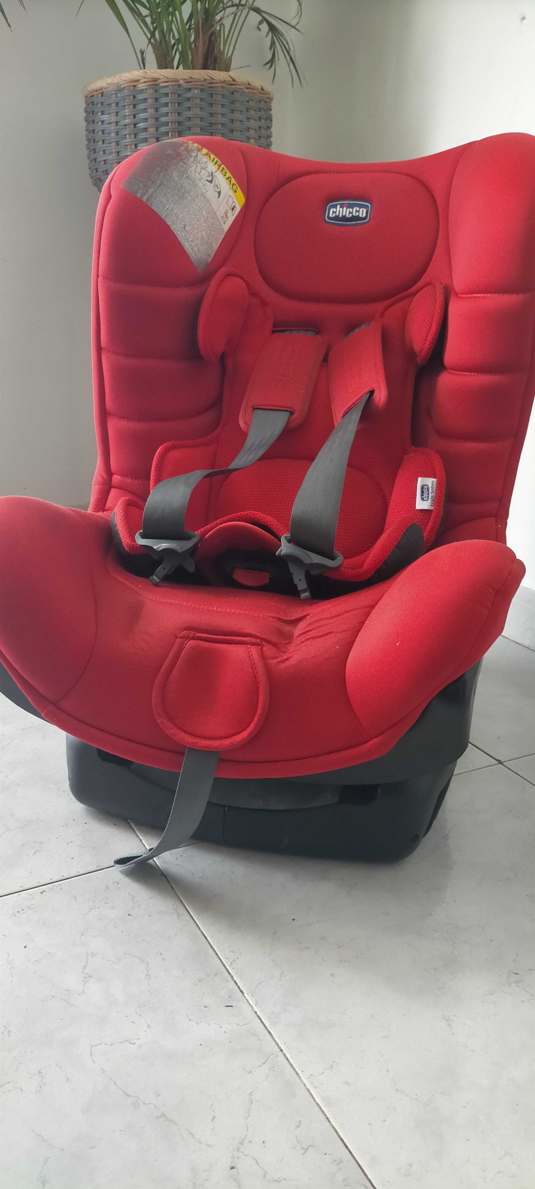 Cadeira automóvel de criança Chicco