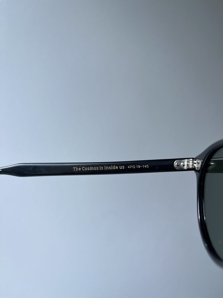 Czarne okulary przeciwsłoneczne Sirene styl cos the odder side chimi