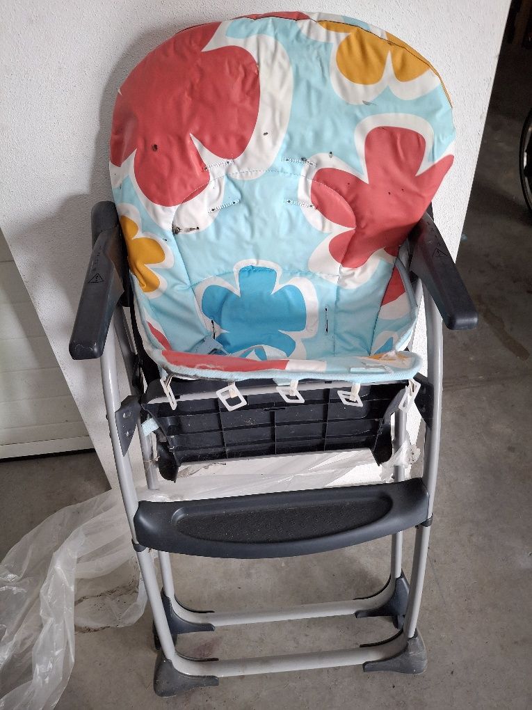 Cadeira de papa da chico usada