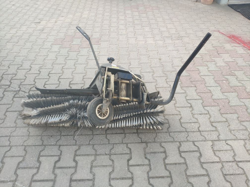 Tielburger TK 520 zamiatarka przystawka