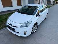 Toyota Prius 1.8 Hybryda 17’ Duża navi