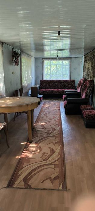 Продаємо будинок