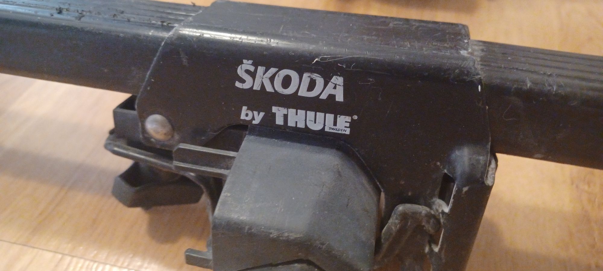 Bagażnik dachowy  sygnowany Skoda by Thule