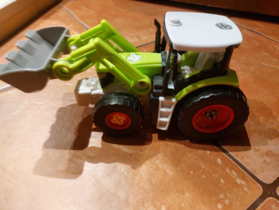 Traktor zielony -