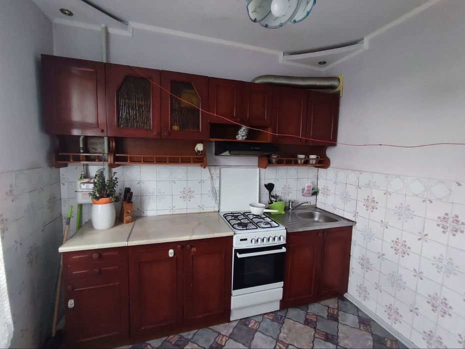 Здається кімната для однієї дівчини