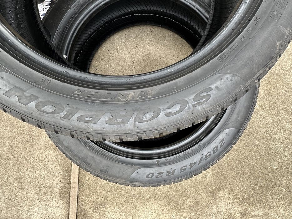285/45/20 112 V Pirelli Scorpion Winter