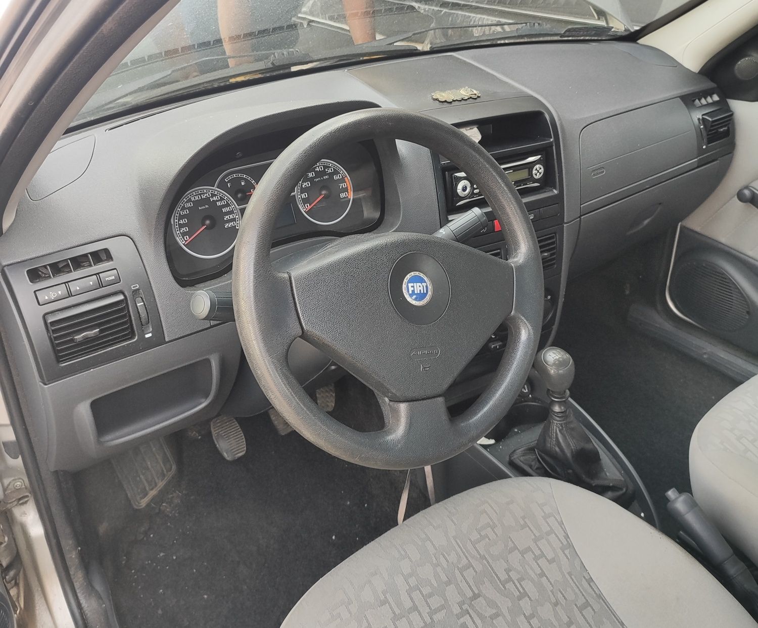 Fiat Albea lampy przód komplet lewa i prawa