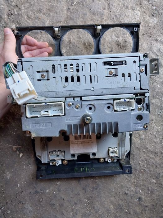 Продам штатный магнитофон на Mazda 6