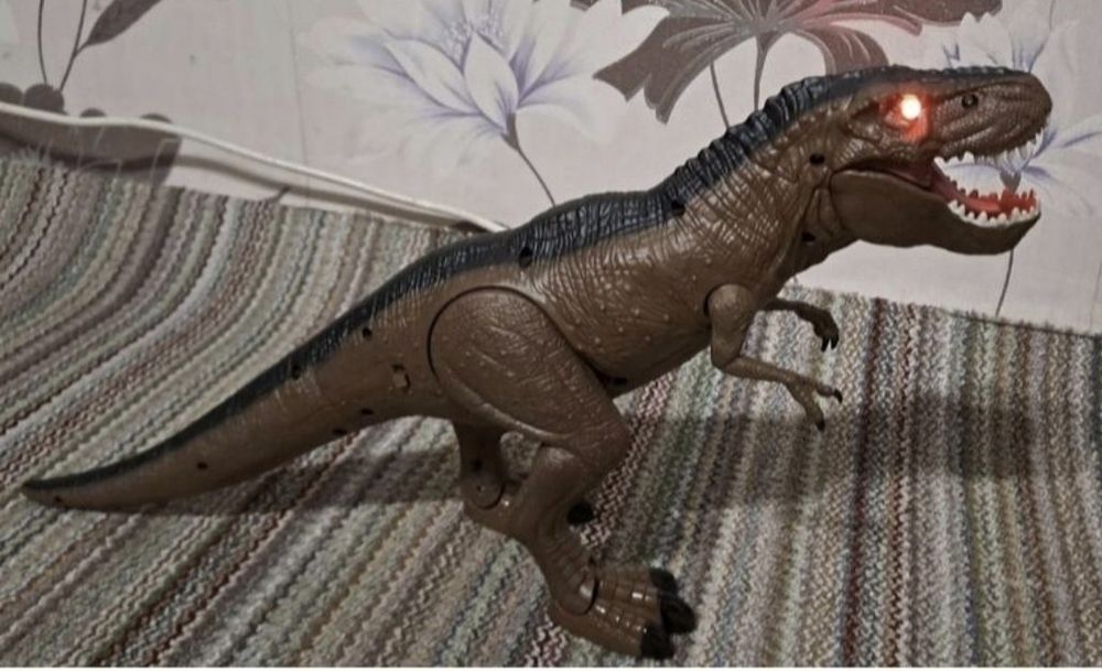 Тиринозавр рекс іграшка