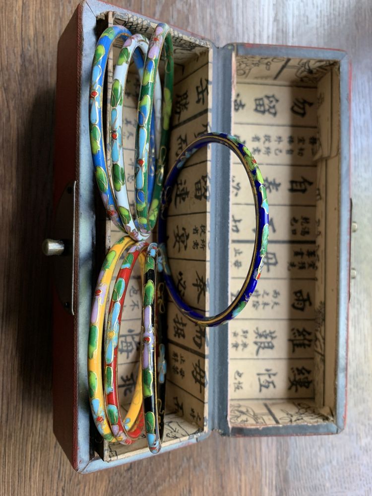Conjunto de 7 Escravas Chinesas em Cloisonné, Oriental, China