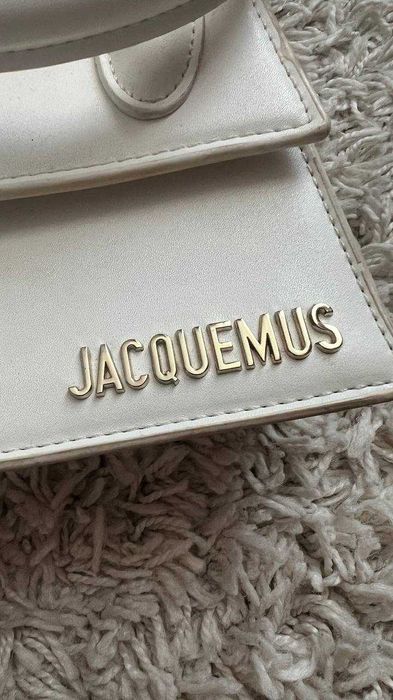 Сумка jacquemus біла